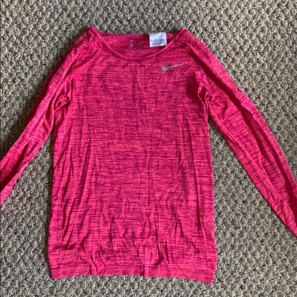 Nike Women’s Dri-Fit Pink Long Sleeve Size: XS